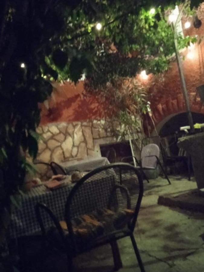 Apartman I Sobe Cule Cres Exterior foto
